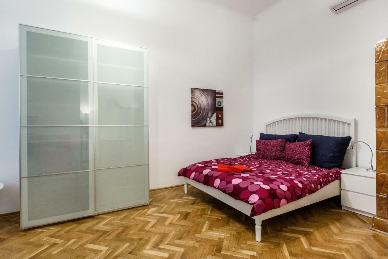 The Rubi Apartment Budapeste Exterior foto