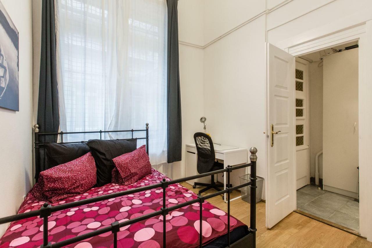 The Rubi Apartment Budapeste Exterior foto