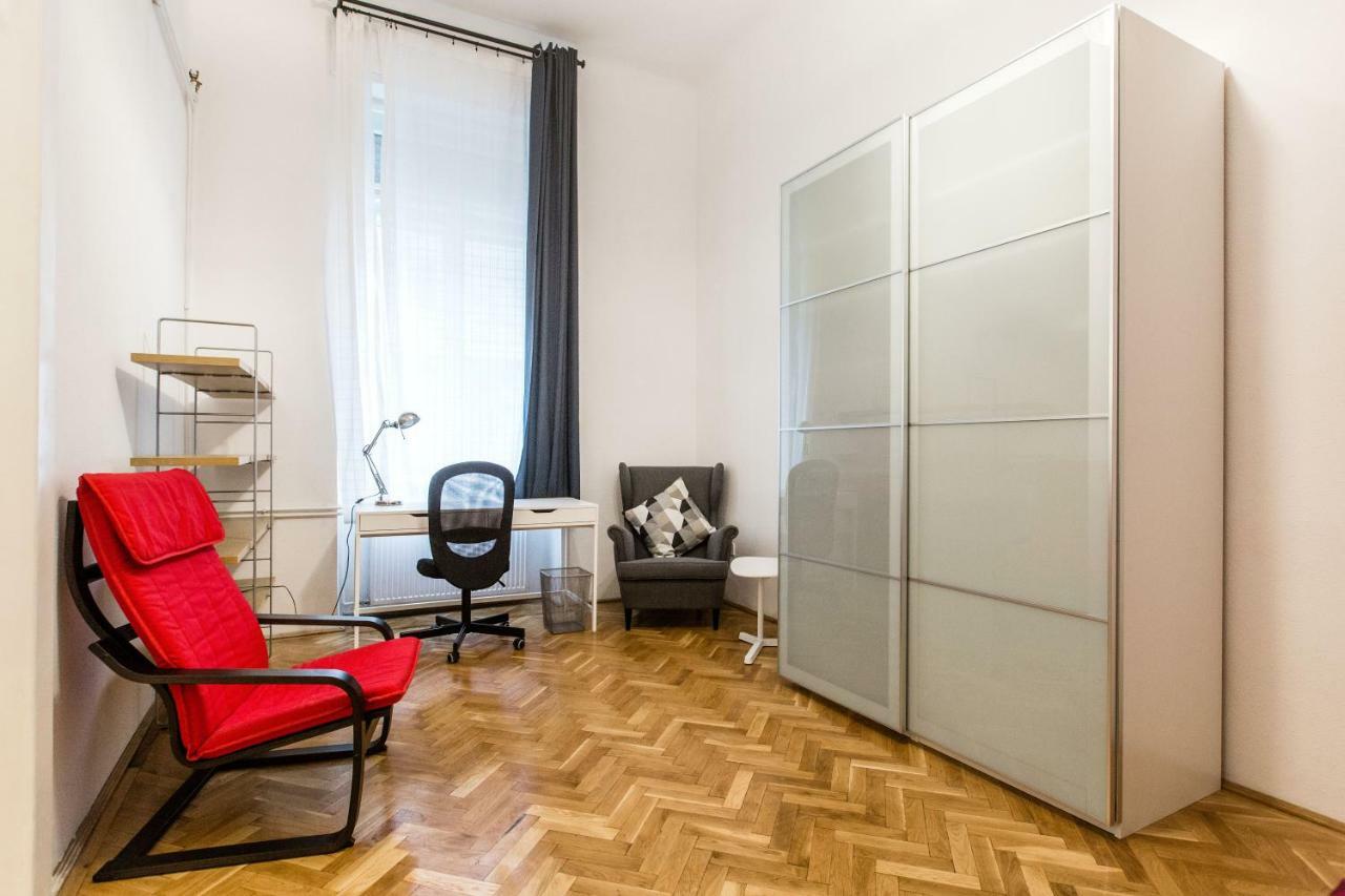 The Rubi Apartment Budapeste Exterior foto
