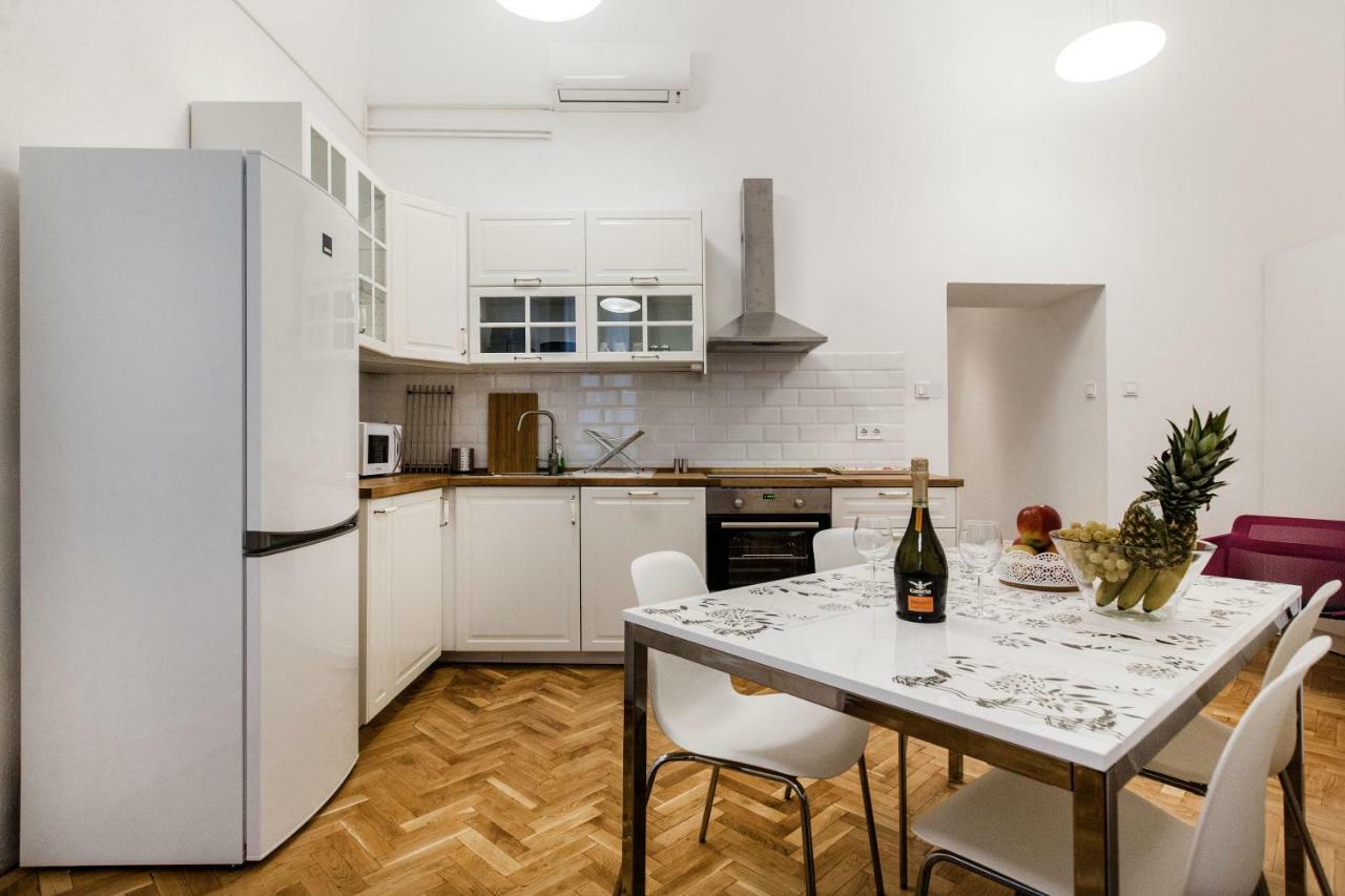 The Rubi Apartment Budapeste Exterior foto
