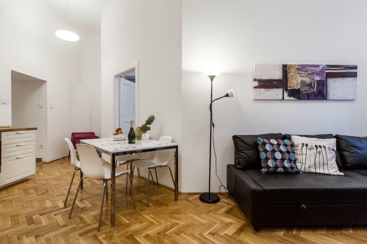 The Rubi Apartment Budapeste Exterior foto